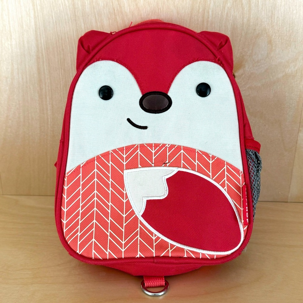 Skip Hop Zoo fox toddler backpack with safety tether, stay-put straps & harness